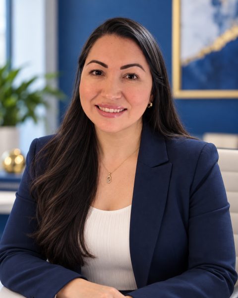 Beatriz, Agente de seguros